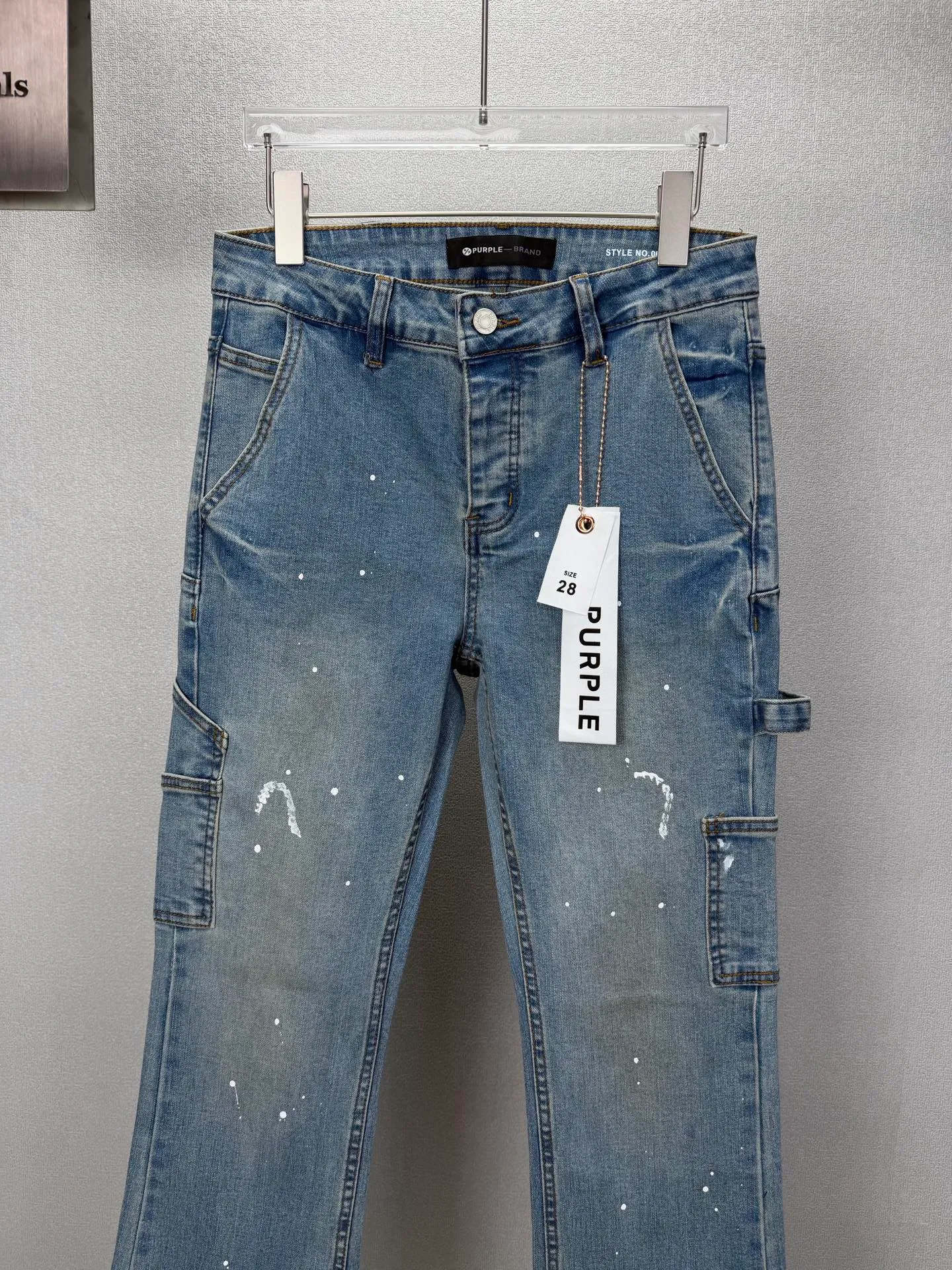 PURPLE BRAND 2026New Arrival distressed logging and splashed ink couple style bootcut loose jeans High version High version Top ceiling Quality Styles with different wash textures, very friendly to people with thin legs and thick legs. The bootcut and loose version is very flattering to the leg shape. Moderate length that never goes out of style, easy to match with casual, basic styling for various styles, a must-have in the wardrobe! The fabric is stiff but also makes the upper body soft without losing texture. The washing process is even more perfect. It is a must-have item for everyone! ! ! Washed wheat, hang tag, pants label, three labels complete Color: Light Blue Size: 28, 30, 32, 34, 36 (five sizes)